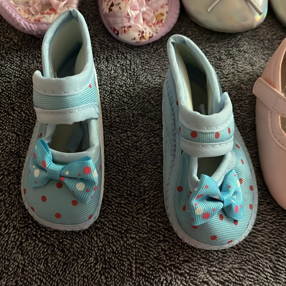 8 pairs of newborn girl shoes various brands - Picture 5 of 11